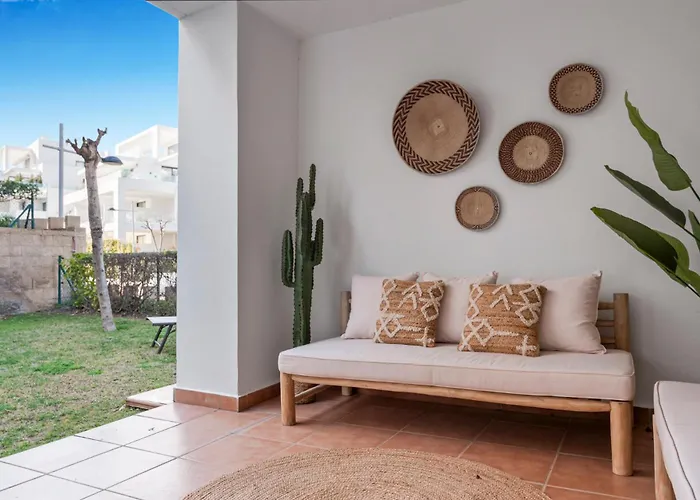 Casa Livia Met Aupingbedden * Estepona