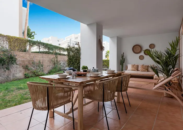 Apartment Casa Livia Met Aupingbedden Estepona