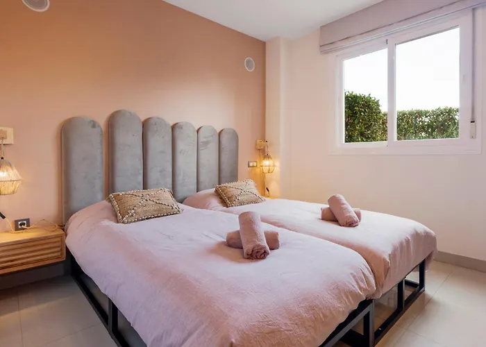 Casa Livia Met Aupingbedden * Estepona