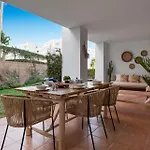 Apartment Casa Livia Met Aupingbedden Estepona